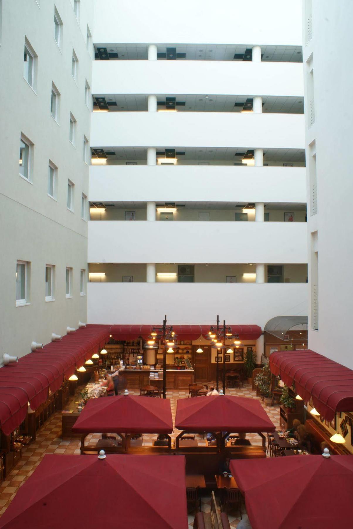 Hotel Ibis Lodz Centrum Экстерьер фото